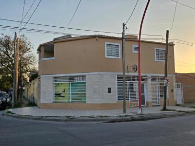 Oficinas y Locales Venta Santiago Del Estero TAGLIAVINI VENDE LOCALES COMERCIALES Y DEPARTAMENTO - Bº JARDIN - VICTOR ALCORTA Nº 2.993