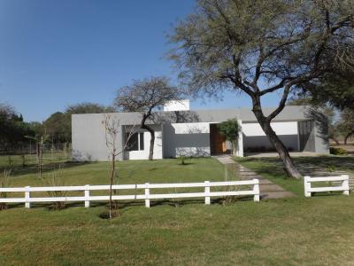 Casas Venta TAGLIAVINI - VENDE CASA B CERRADO "LOS ALGARROBOS" - CAMINO DEL MEDIO - SGO. DEL ESTERO