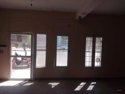 Oficinas y Locales Alquiler Alquilo Local Comercial Aguirre (s) al 2600