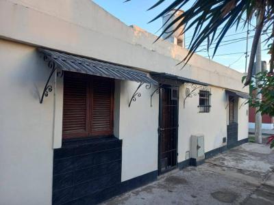 Casas Venta Santiago Del Estero  Descubre tu hogar ideal en el barrio Sargento Cabral! Esta hermosa casa lista para habitar
